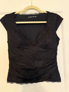 Abercrombie & Fitch Bra Free Black Lace Cap Sleeve Top